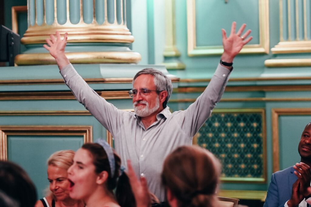 The mayor’s folks screwed up their own bill; Aaron Peskin could come back to the board — Woodside Government news