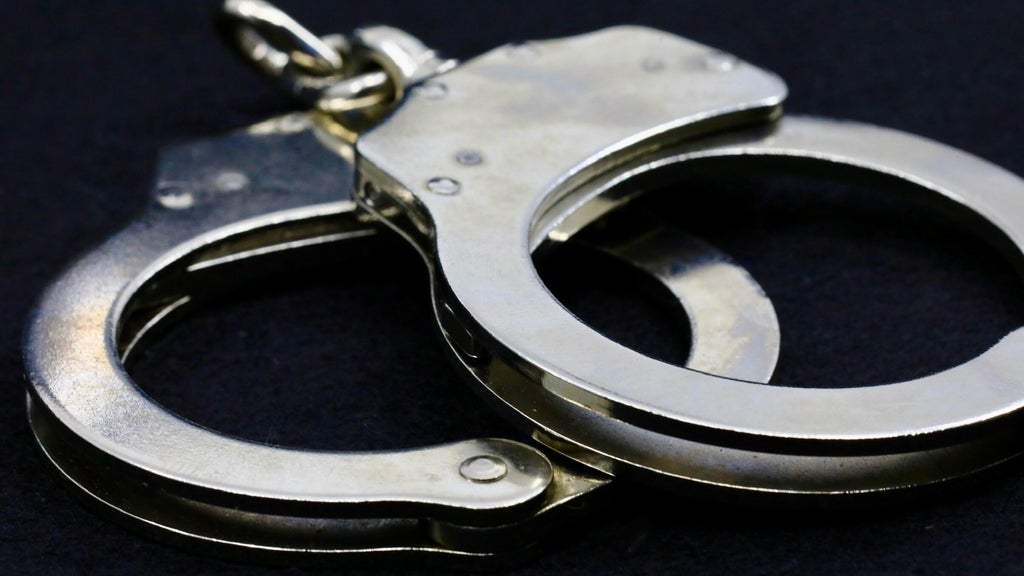 2 San José police officers arrested, accused of tampering with evidence — Woodside Community news