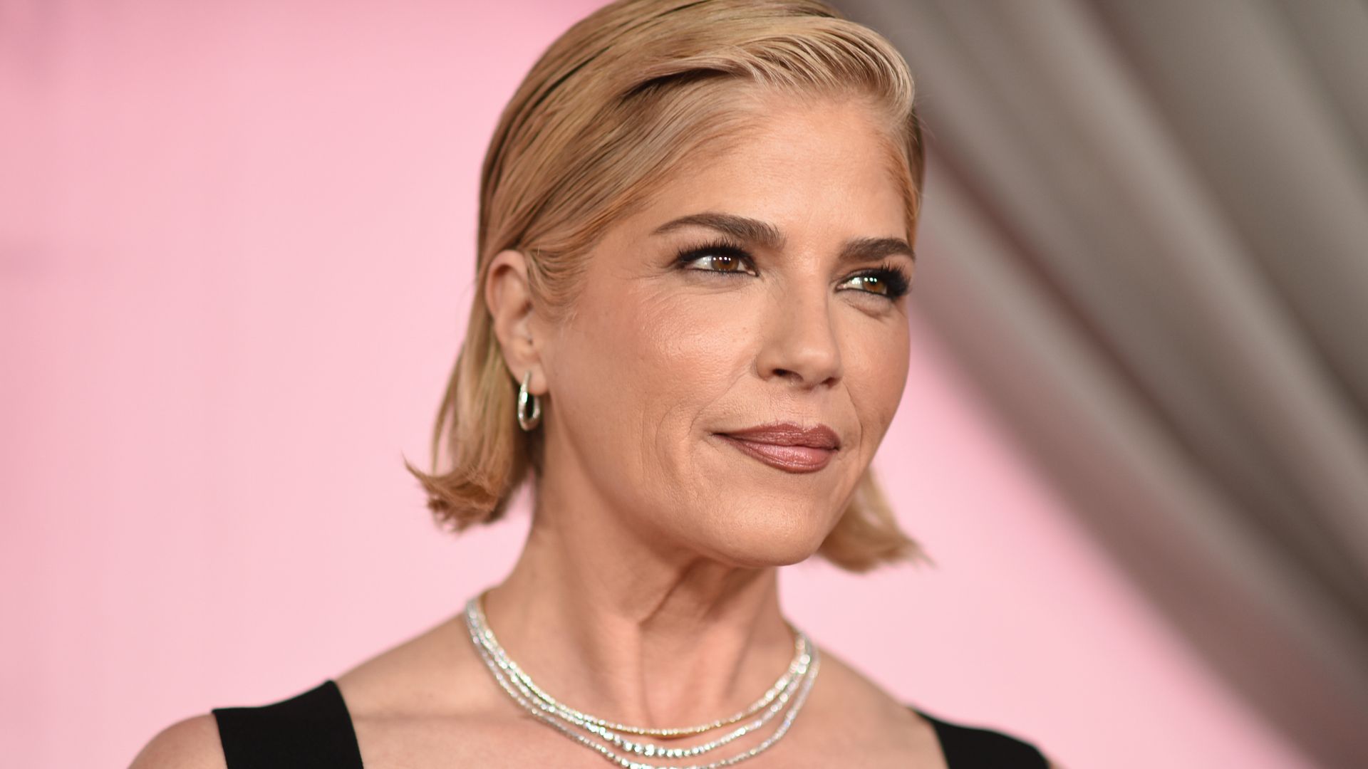 Selma Blair arraigned after alleged altercation on Delta flight, bail set at $20K
       — ABC 7 Bay Area, Woodside Community news