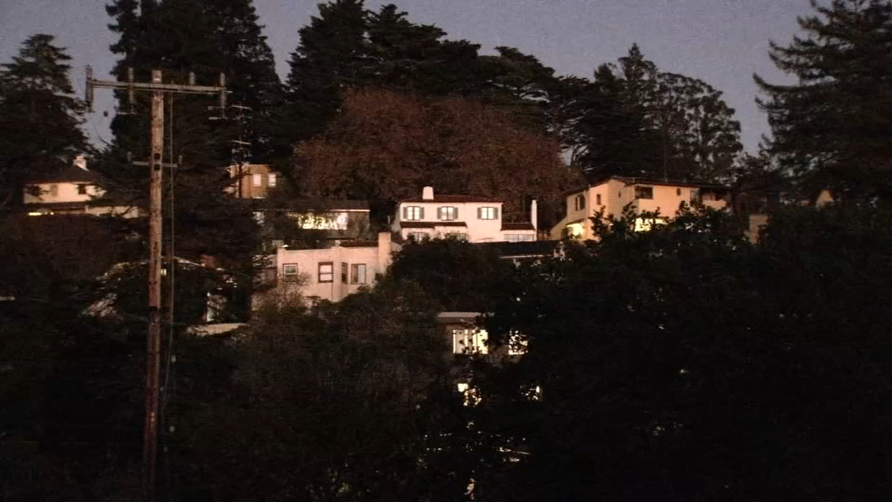 PG&E warns 11K Bay Area customers of possible power shutoffs due to high wildfire risk
— ABC 7 Bay Area, Woodside Community news