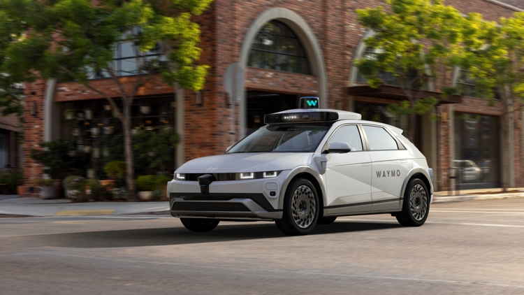 Waymo opens autonomous ride-hailing to all San Antonio residents — KENS 5 (San Antonio), Woodside Community news