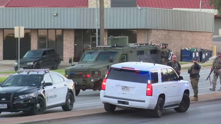 Suspect in custody following SWAT call in northeast Austin — KVUE (Austin), Woodside Community news