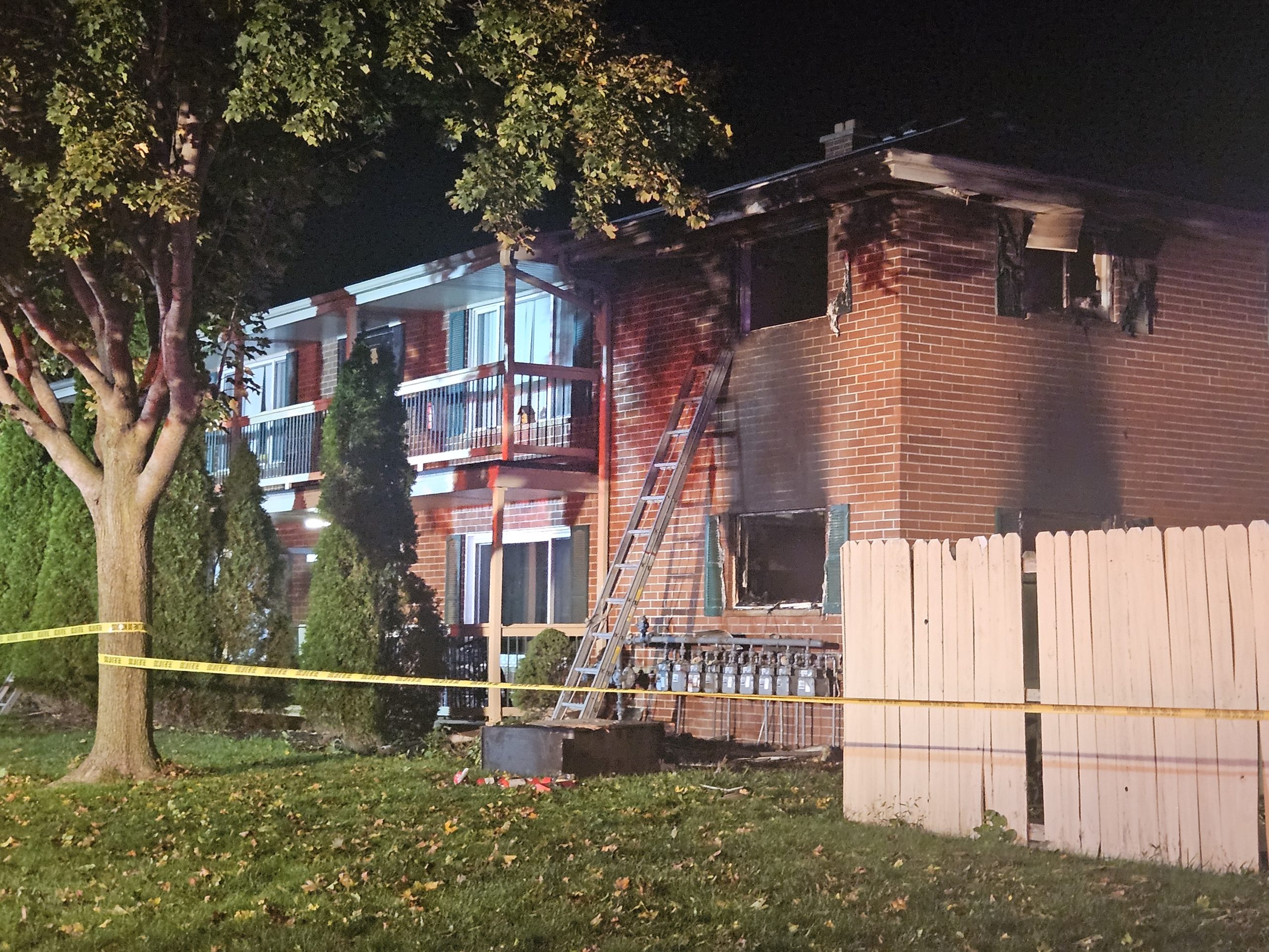 Hartford apartment fire; 12 displaced, 10 pets rescued — FOX 6 News, Woodside Community news