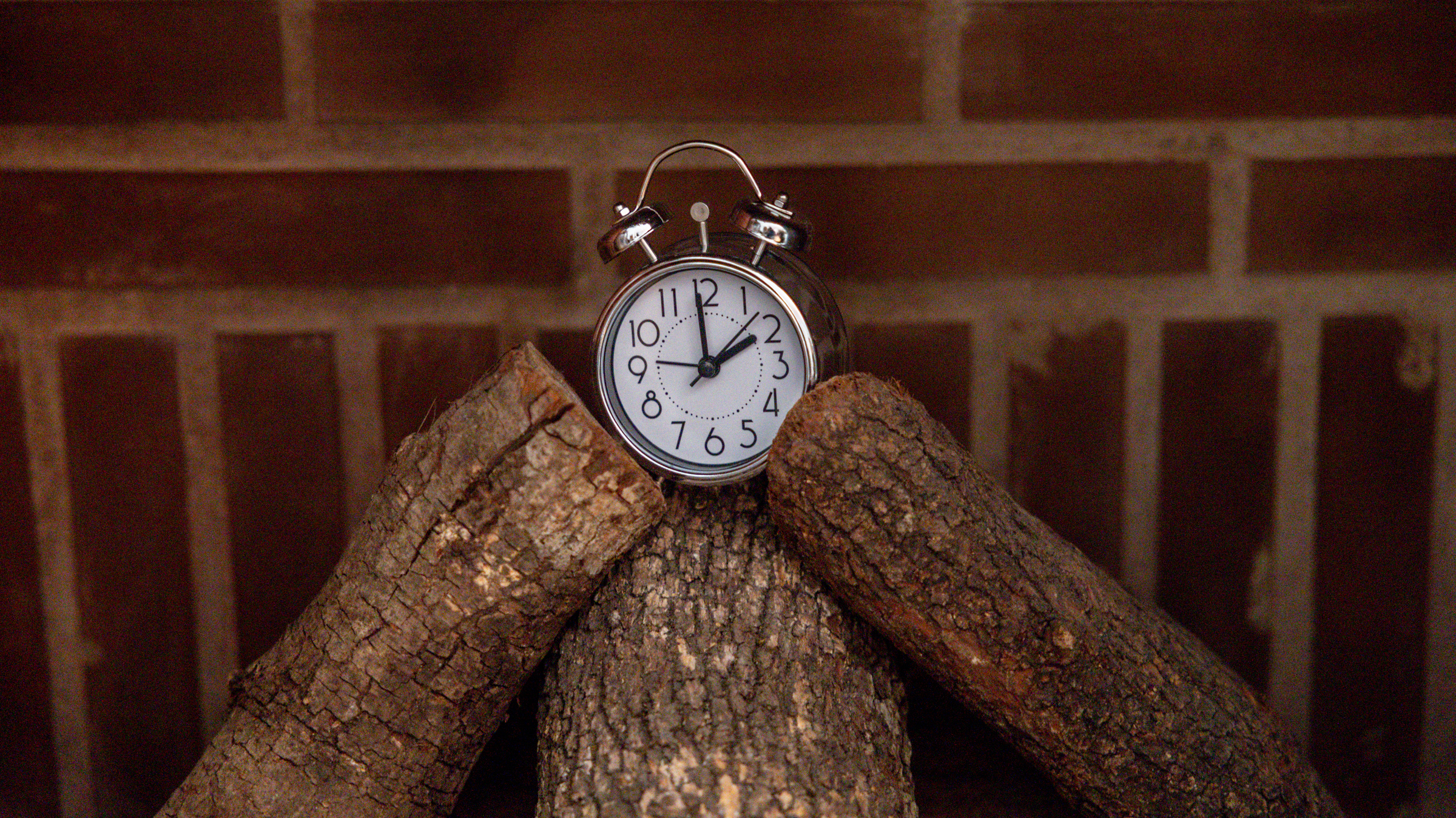 The time changes this weekend: Why we still have to 'fall back' — Woodside Community news